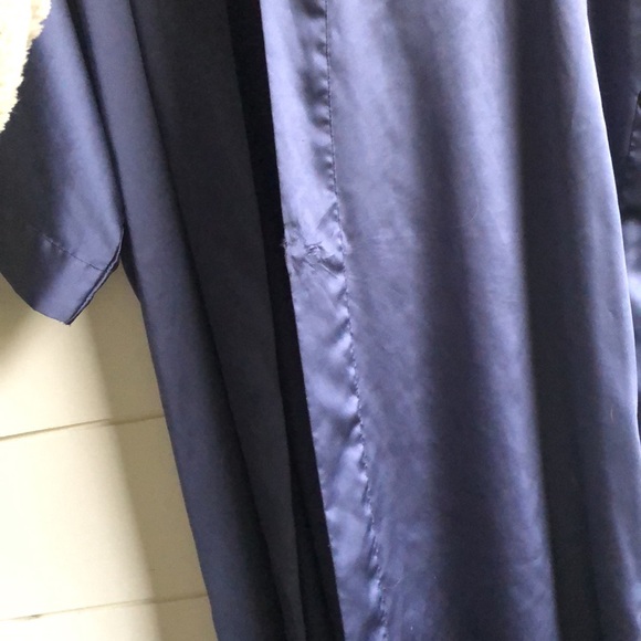 Victoria Secret Robe - Picture 5 of 5